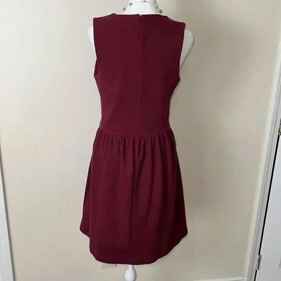 J. Crew S Burgundy Knit Fit & Flare A-Line Sleeveless Back Zip Dress w/Pockets J. Crew S Burgundy Knit Fit & Flare A-Line Sleeveless Back Zip Dress w/Pockets